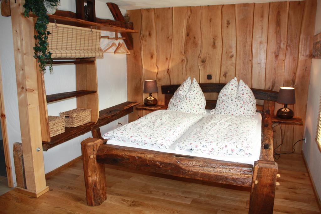 Am Ruebenkeller Bed and Breakfast Binzenbach Δωμάτιο φωτογραφία